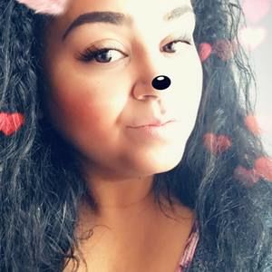 Meet your Posher, Ivette